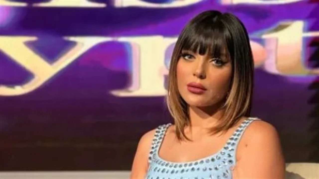 رحلة هبة السيسي.. تفاصيل العملية الجراحية الأولى لمواجهة صدمة مرض السرطان